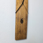 Wanduhr aus Weinfassdaube für Weinliebhaber | 68 x 12 cm | Lasergravur | gewachst – Bild 5